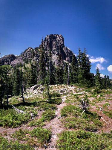 Cathedral Pass Loop - Alpine Lakes Wilderness
