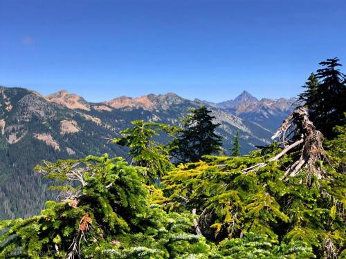 Cathedral Pass Loop - Alpine Lakes Wilderness